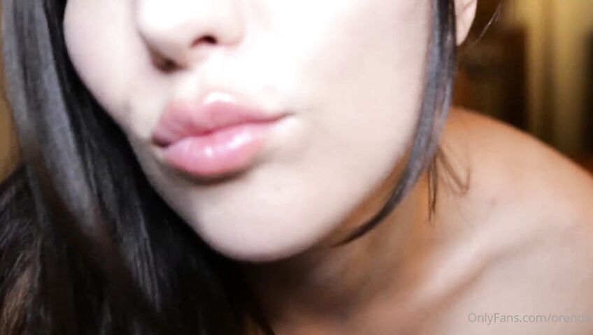 Orenda ASMR Close Up Kisses