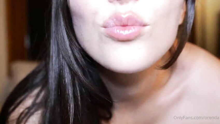 Orenda ASMR Close Up Kisses