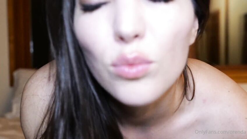 Orenda ASMR Close Up Kisses