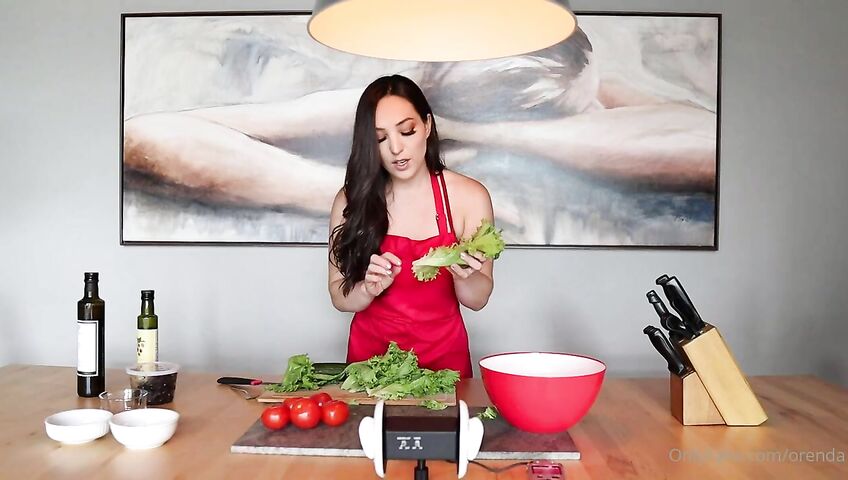 Orenda ASMR Cooking Time Onlyfans Video 1
