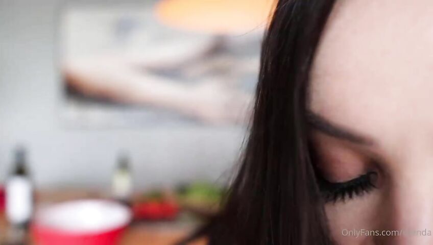 Orenda ASMR Cooking Time Onlyfans Video 1