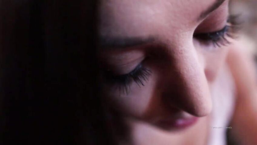 Orenda ASMR Girlfriend Roleplay Onlyfanss