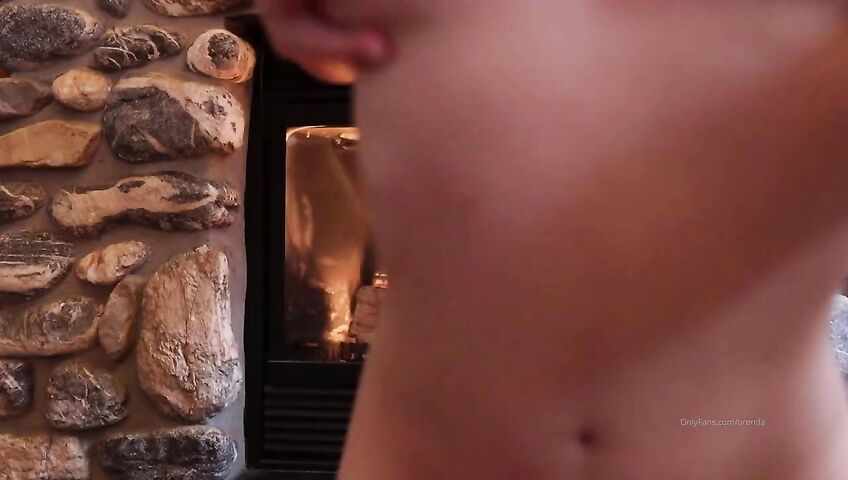 Orenda ASMR Girlfriend Roleplay Onlyfanss