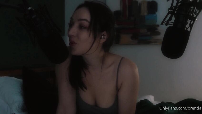 Orenda ASMR Nude Bed Roleplay