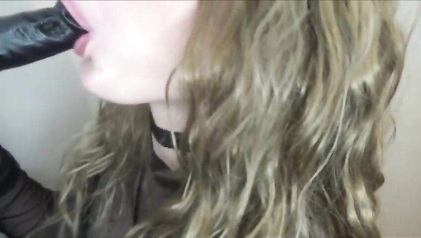 Peas And Pies ASMR Dildo Blowjob