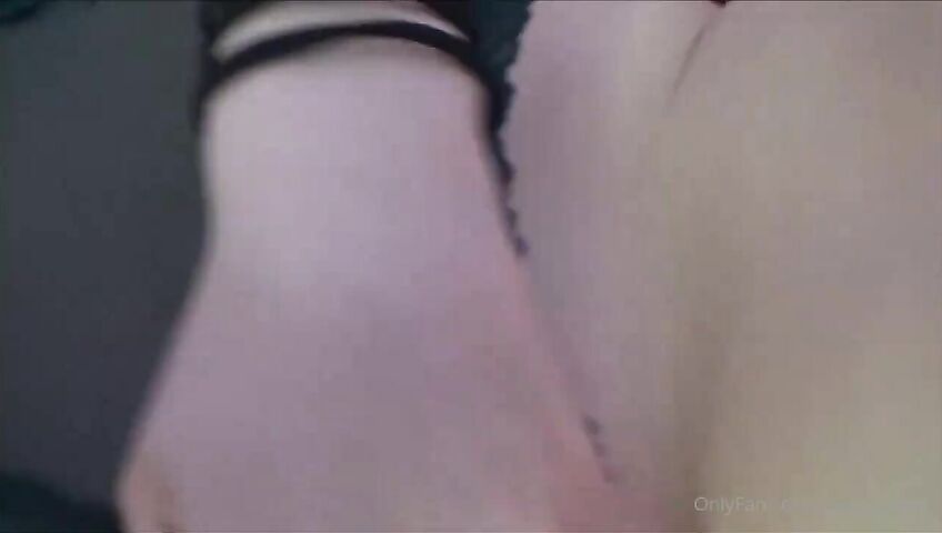 Peas And Pies Fingering Through Lingerie