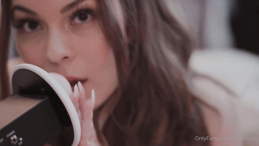 Puffin ASMR Onlyfans Close Up Kisses Efg