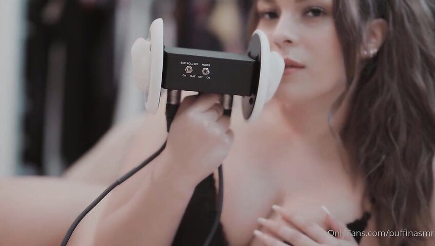 Puffin ASMR Onlyfans Close Up Kisses Efg