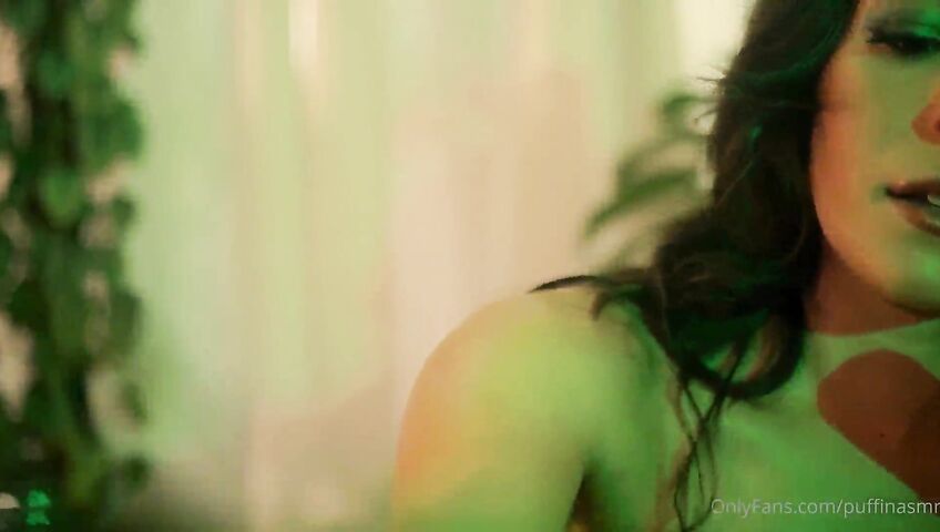 Puffin ASMR Poison Ivys New Toy Onlyfans 3ghijklm