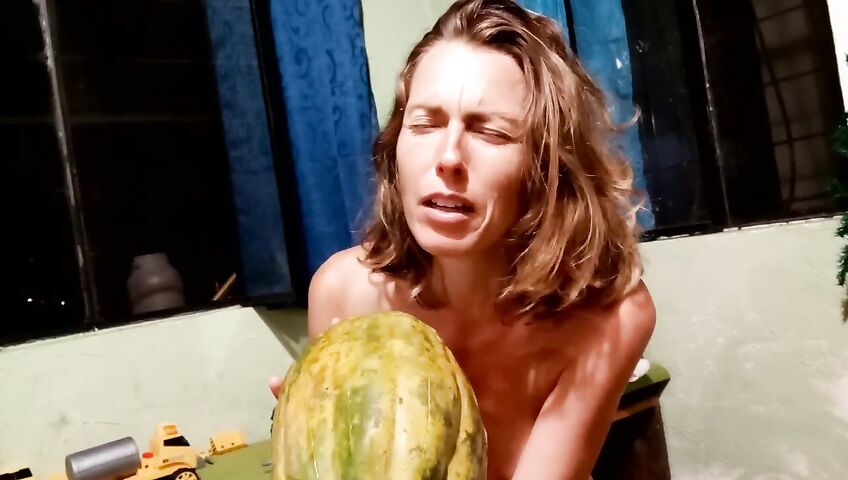 Rain Florence Nude Youtuber