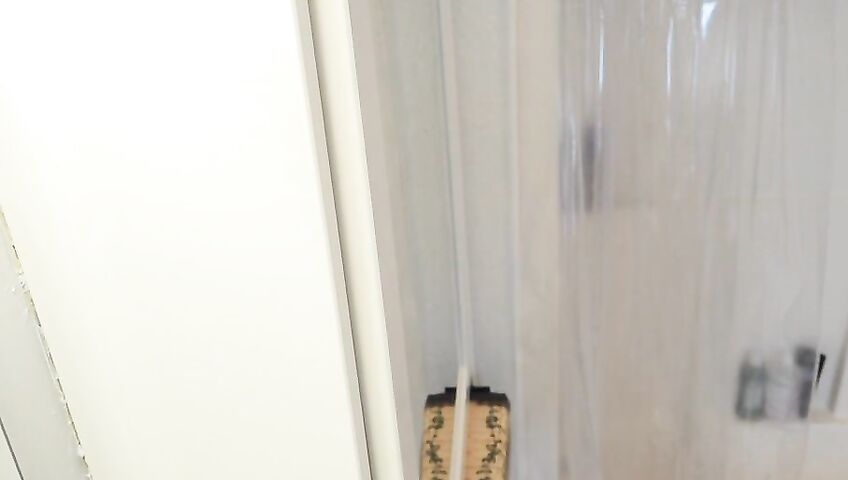 Rose Kelly House Maid Ass Tease