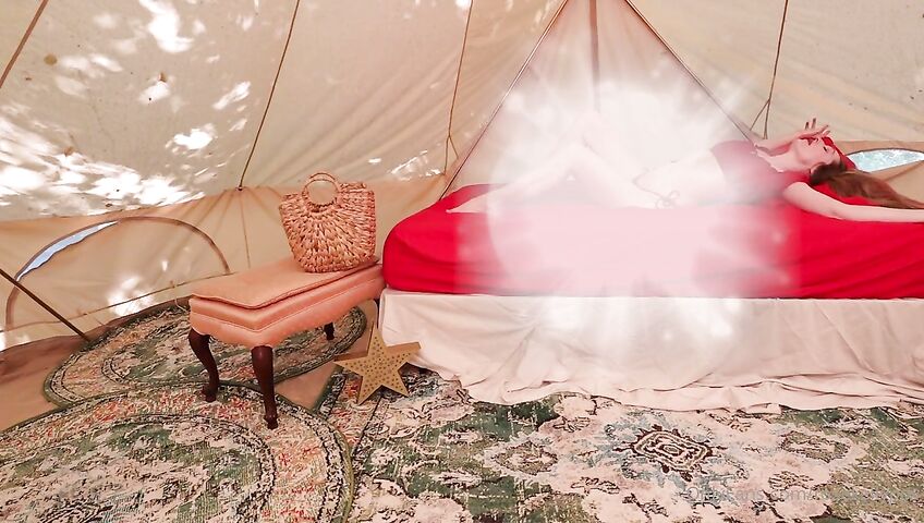 Rose Kelly Pussy Dildo Masturbation