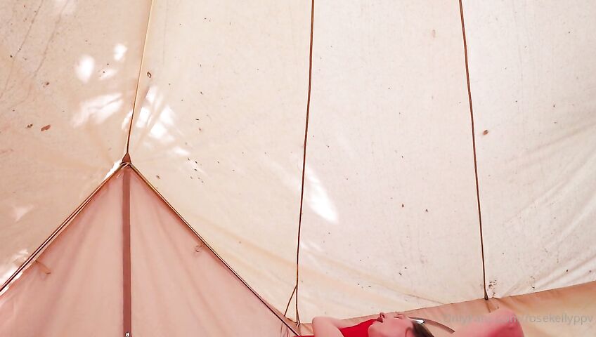 Rose Kelly Pussy Dildo Masturbation