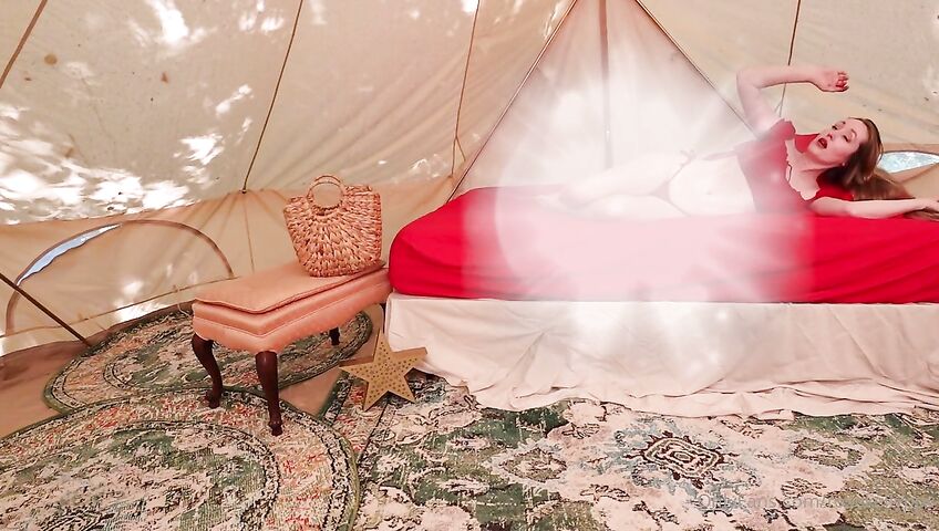 Rose Kelly Pussy Dildo Masturbation