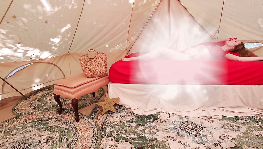 Rose Kelly Pussy Dildo Masturbation