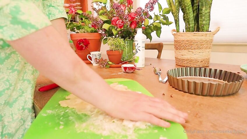 Rose Kelly Pussy Eating Close Up PPV