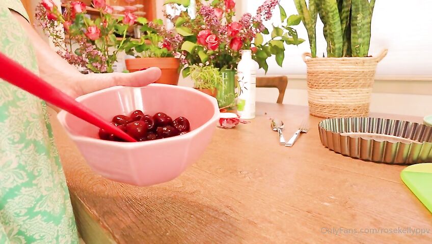 Rose Kelly Pussy Eating Close Up PPV