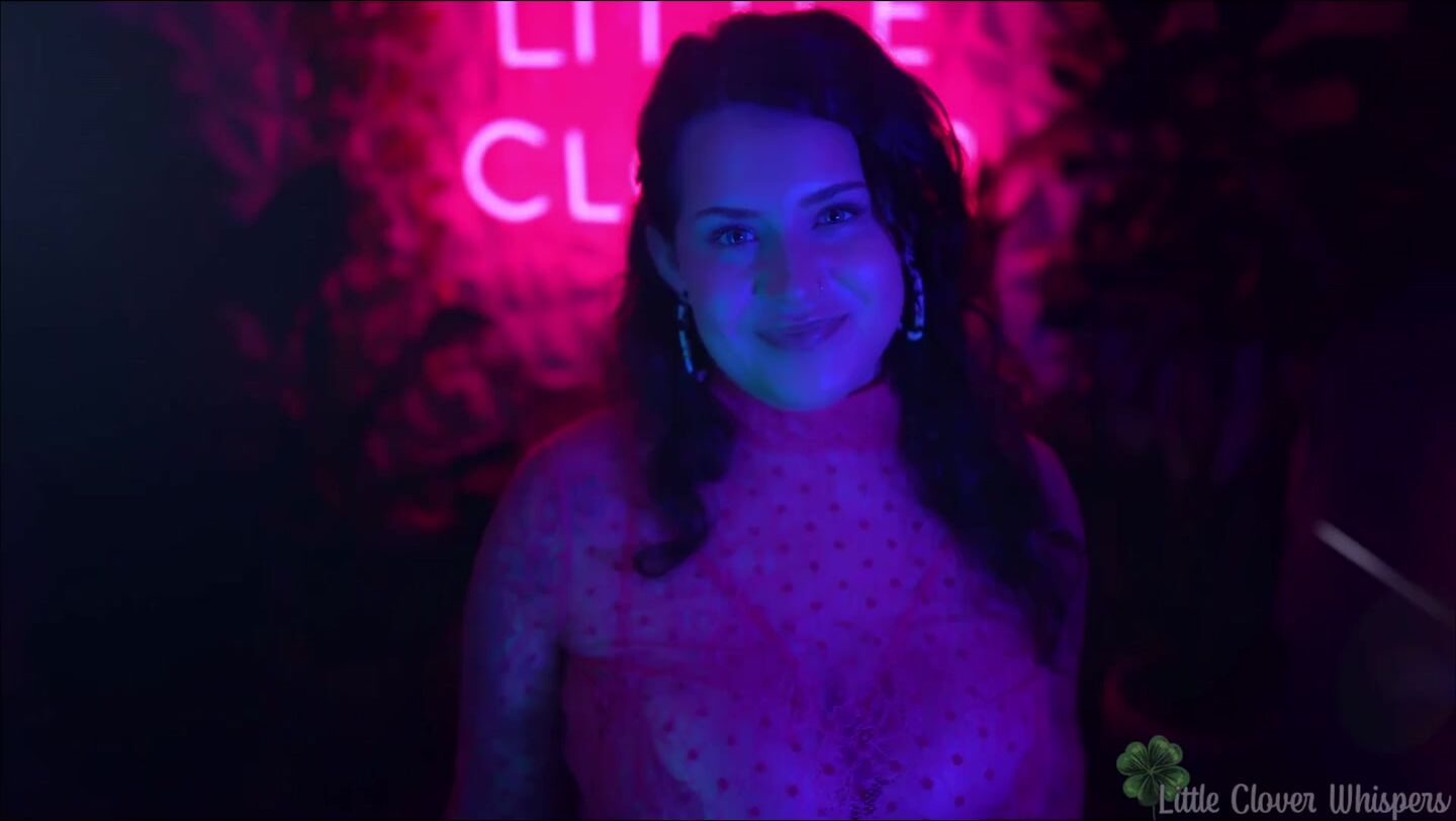 Little Clover Whispers - Hookup at the club