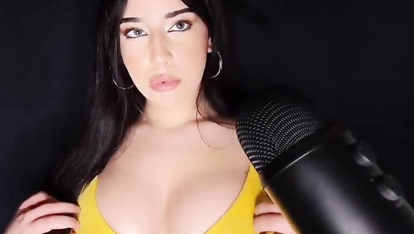 Shiny ASMR Patreon Bra Scratching