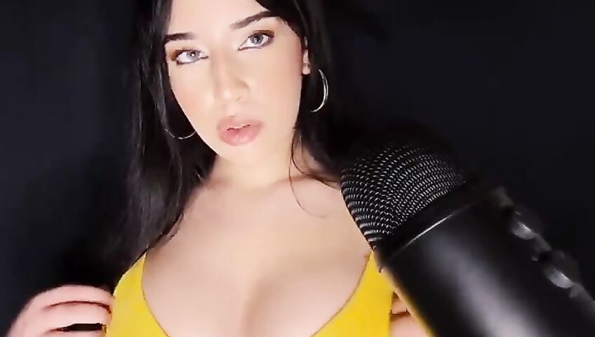 Shiny ASMR Patreon Bra Scratching