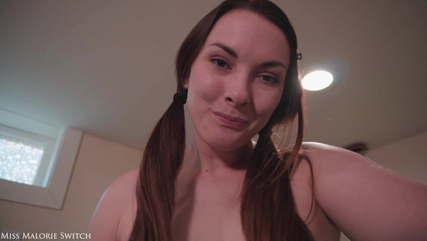 Miss Malorie Switch - GFE For Unaware Cucks