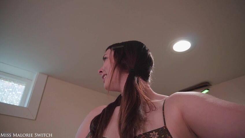 Miss Malorie Switch - GFE For Unaware Cucks