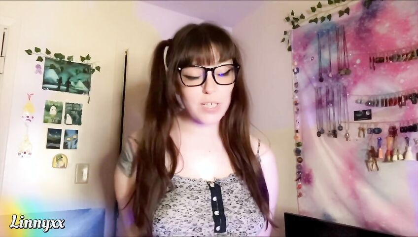 Linnyxx – Family Legacy: A Taboo Breeding Tradition