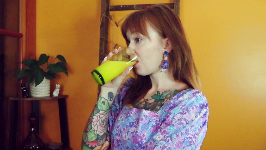 GoAskAlex - encouraging MILF wants your load - POV