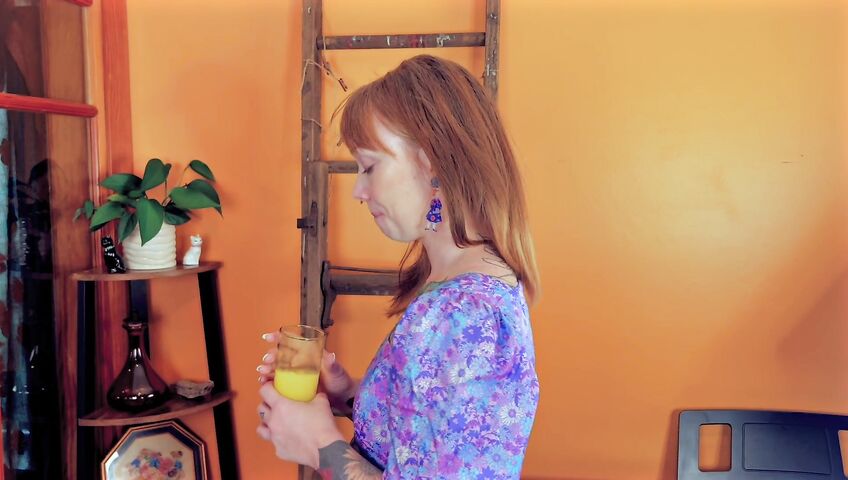 GoAskAlex - encouraging MILF wants your load - POV