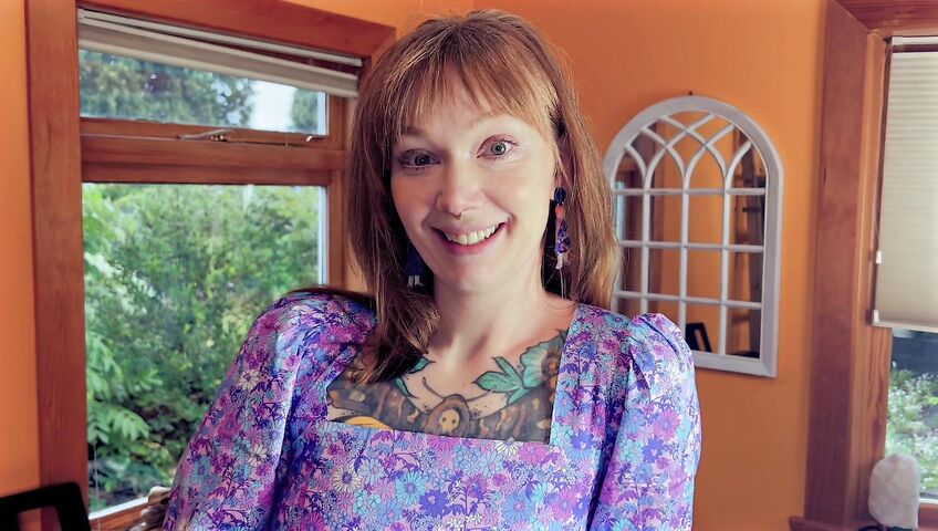 GoAskAlex - encouraging MILF wants your load - POV