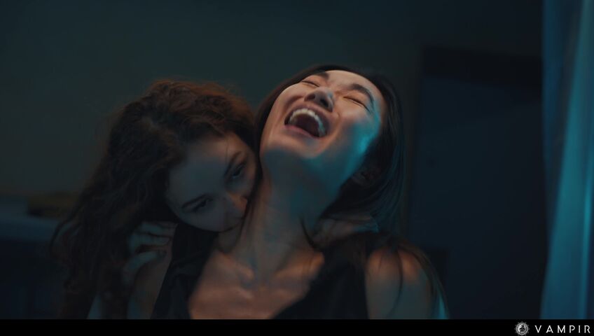 Asianmochi - The Last Woman On Earth - Vampired