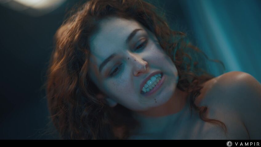 Asianmochi - The Last Woman On Earth - Vampired