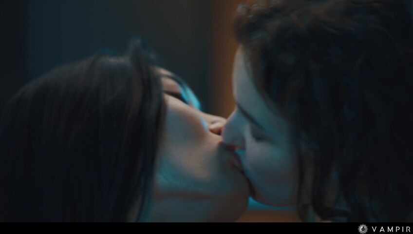 Asianmochi - The Last Woman On Earth - Vampired