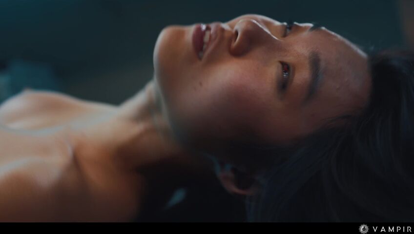 Asianmochi - The Last Woman On Earth - Vampired