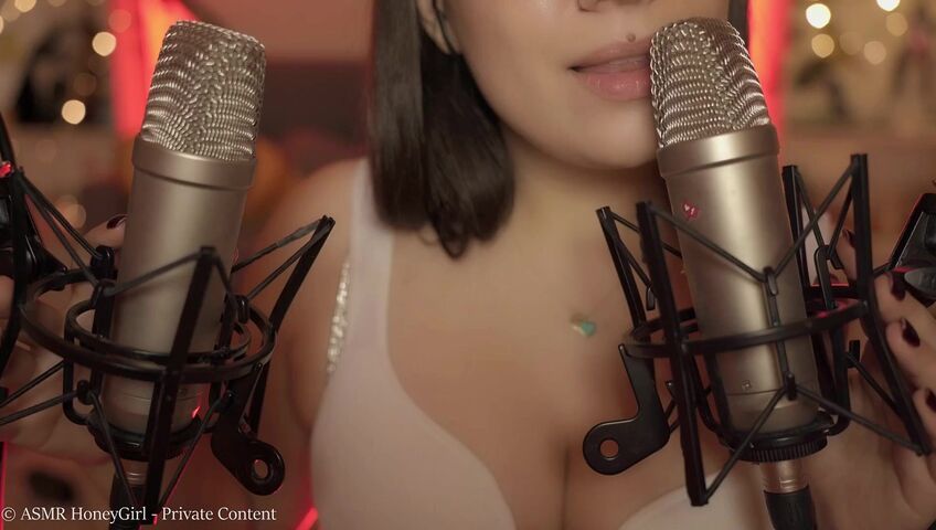 ASMR HoneyGirl - 16 March 2026 - Gentle and soft licking