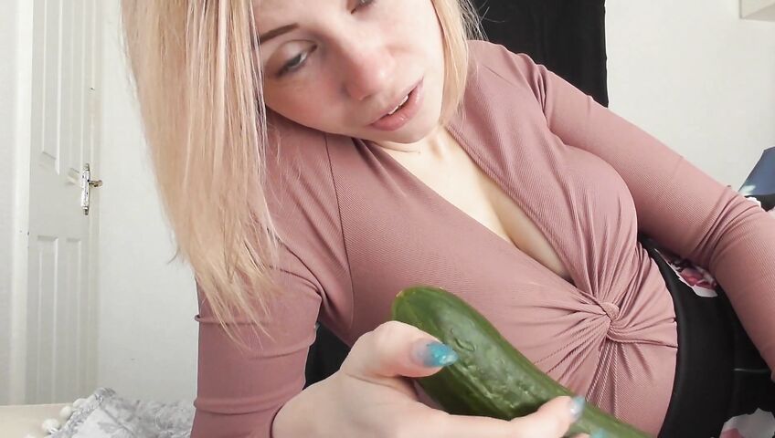 Jodie Marie ASMR - Helping you jerk off with some JOI