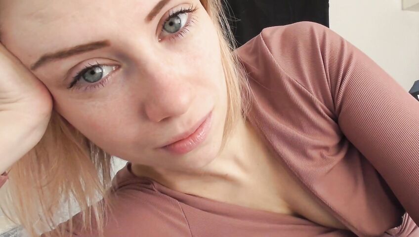 Jodie Marie ASMR - Helping you jerk off with some JOI