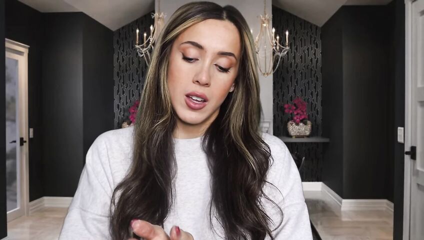 Isabella ASMR - Flirty neighbor in a sweatshirt gives you a handjob