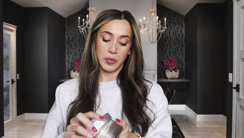 Isabella ASMR - Flirty neighbor in a sweatshirt gives you a handjob