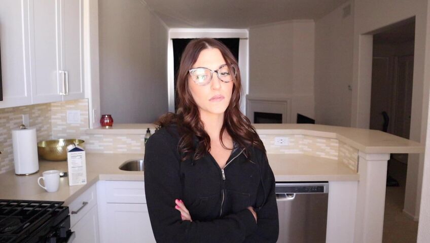 Tatum Christine - Seducing My Moms New Boyfriend - BBC