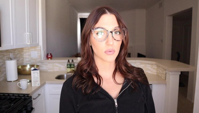 Tatum Christine - Seducing My Moms New Boyfriend - BBC