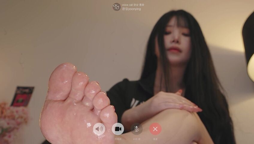 ASMR Yoon Ying - Shall we do a massage together while video calling with master?