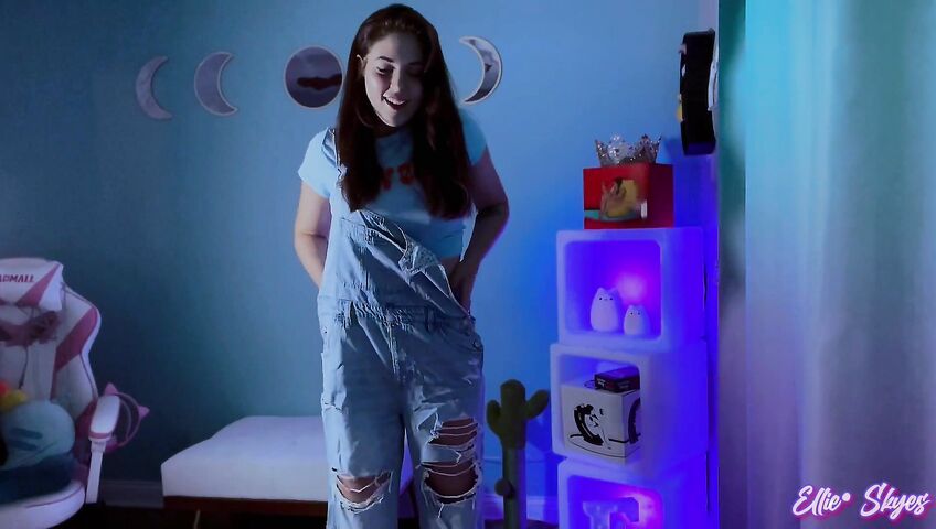 Ellie Skyes – Your Student The Tease