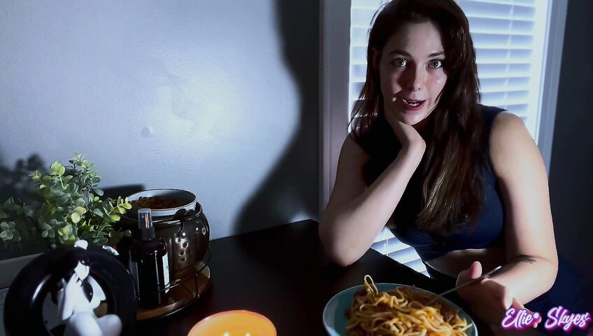 Ellie Skyes – Your Student The Tease