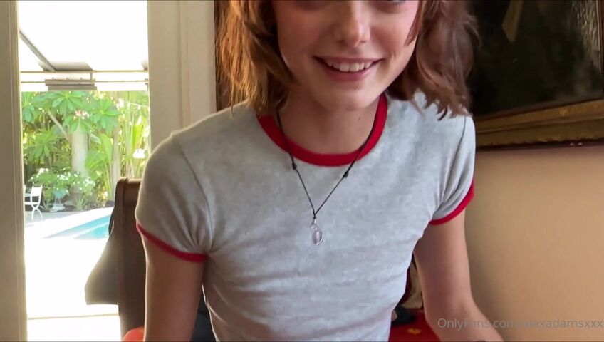 Roleplay with Petite and Extremely Horny - Shrooms_q