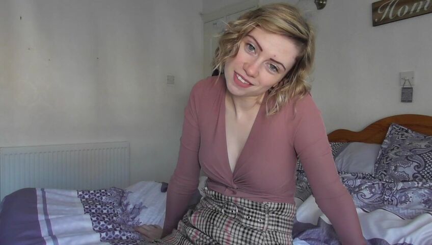 Jodie Marie ASMR - GF Roleplay | After Work