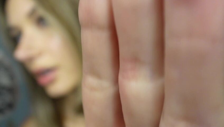 Sabrina Vaz - ASMR Wet Spit Paint on Your Naked Body