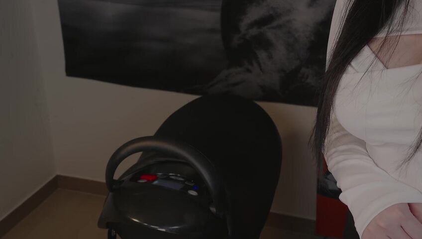 ASMR Yoon Ying - 13 April 2026 - ASMR 수상한 승마샵 RP 장비와 레슨