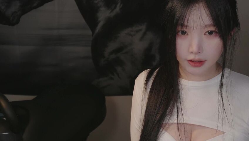 ASMR Yoon Ying - 13 April 2026 - ASMR 수상한 승마샵 RP 장비와 레슨