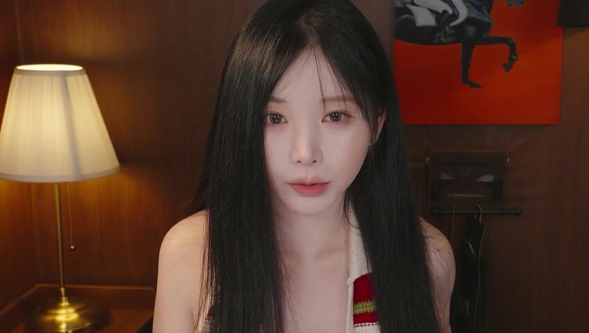 ASMR Yoon Ying - 13 April 2026 - ASMR 수상한 승마샵 RP 장비와 레슨